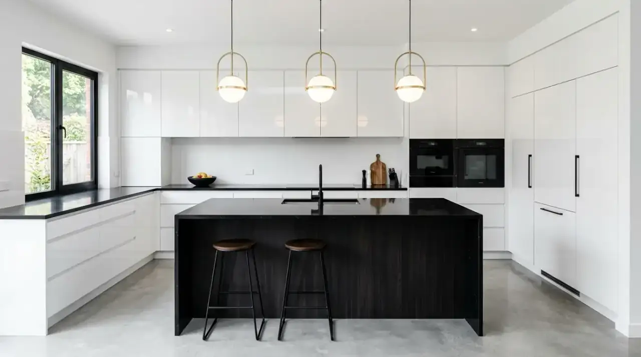 Black lowers white uppers kitchen. Classic cabinet contrast creating a sharper modern kitchen layout.